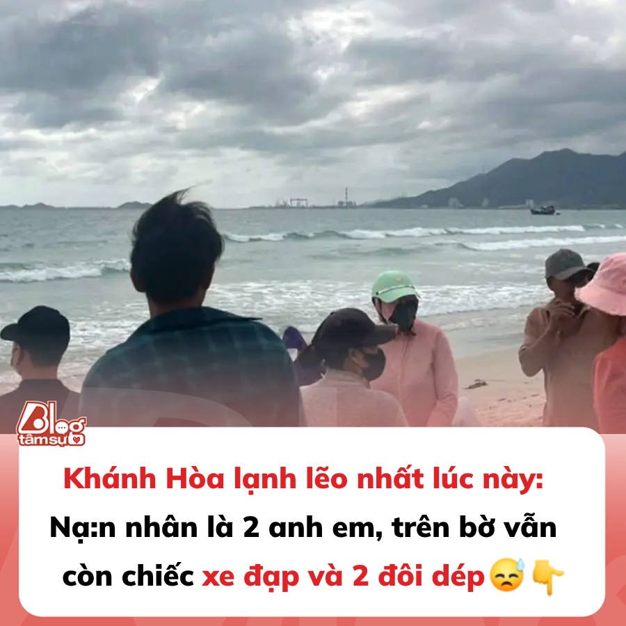 Hai anh em mất tích khi tắm biển